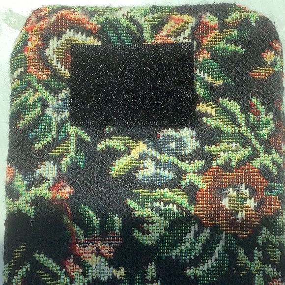 TAPESTRY GLASS CASE FOR TWO PAIR - Picture 5 of 5